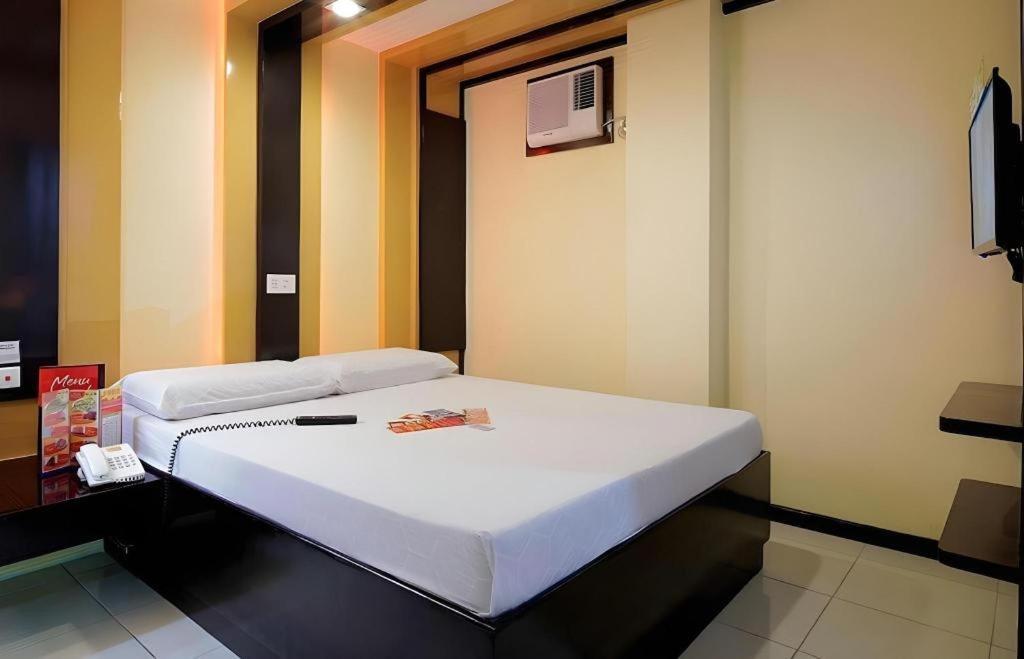 Hotel Sogo Tarlac Tarlac City Exterior foto