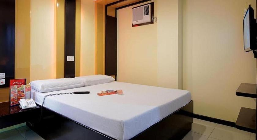 Hotel Sogo Tarlac Tarlac City Exterior foto
