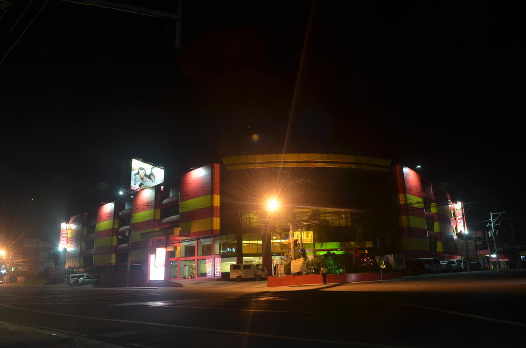 Hotel Sogo Tarlac Tarlac City Exterior foto